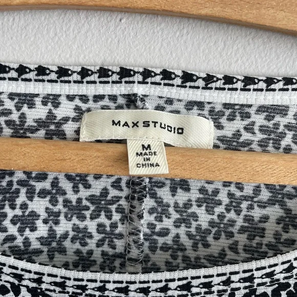 Max Studio Top - Picture 2 of 10